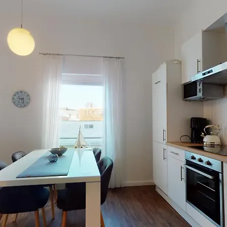 Luise In Der Neptun Apartment Borkum